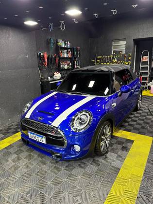 MINI COOPER 2.0 16V TWINPOWER GASOLINA JOHN COOPER WORKS 2P STEPTRONIC MINI COOPER 2.0 16V TWINPOWER GASOLINA JOHN COOPER WORKS 2P STEPTRONIC